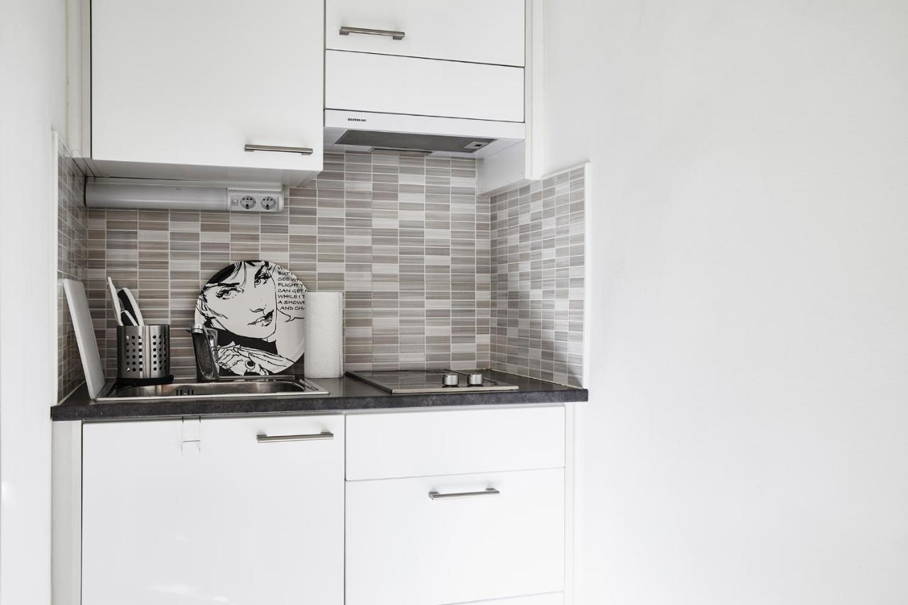 Small Studio Apartment Nearby City Centre Helsinki Exterior photo